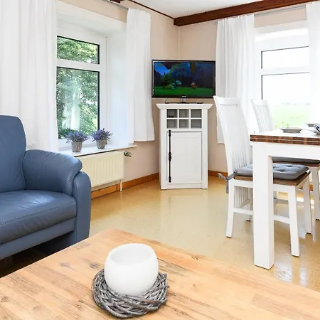 Hof Zwischen Den Deichen Apartment Schillig