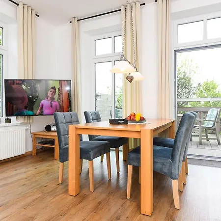 Hof Zwischen Den Deichen *