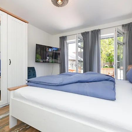 Hof Zwischen Den Deichen Apartment *