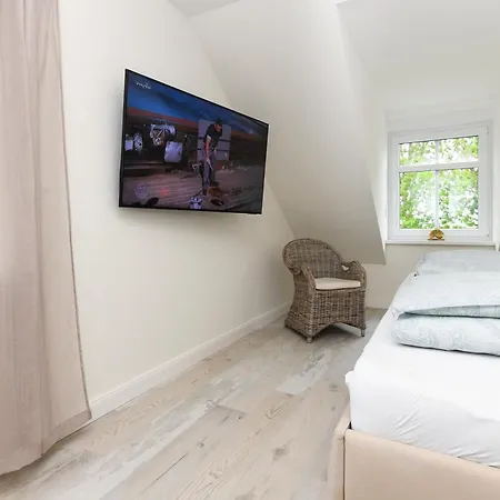 Hof Zwischen Den Deichen Apartment *