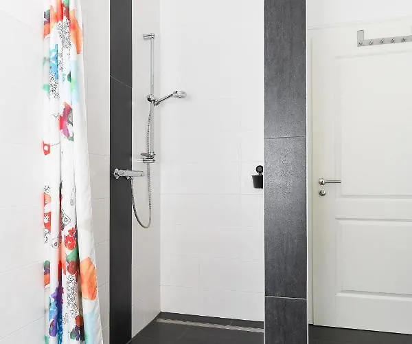 アパート Hof Zwischen Den Deichen シリヒ