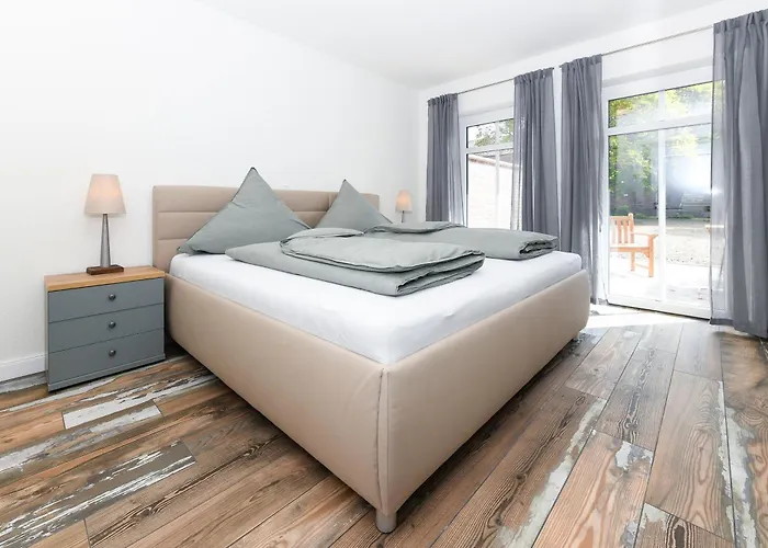 Hof Zwischen Den Deichen * シリヒ